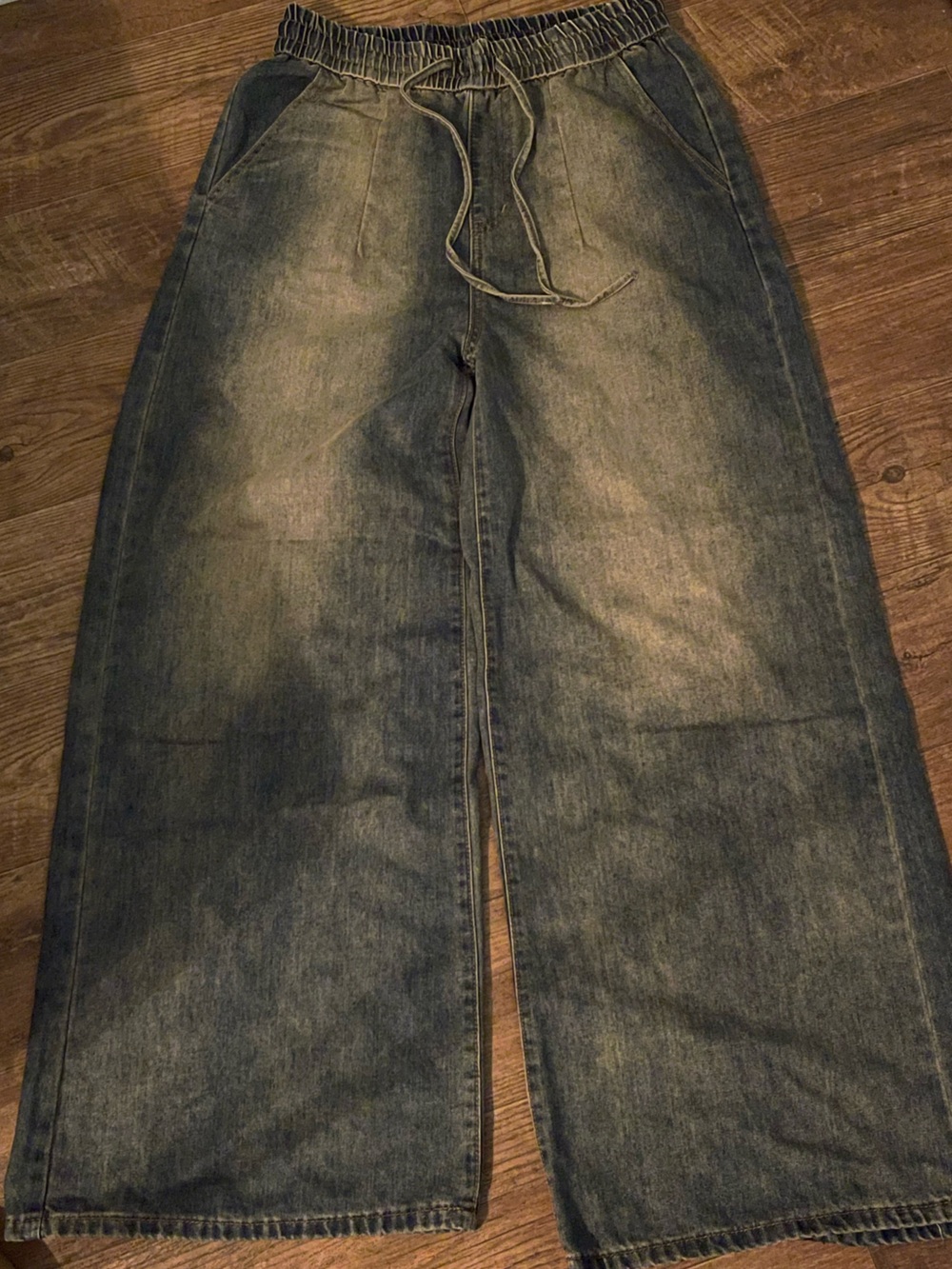 American Bazi Relaxed Wide-Leg Drawstring Jeans in Washed Blue